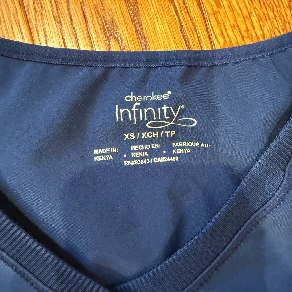 Cherokee Infinity Jogger Scrub Set - image 2